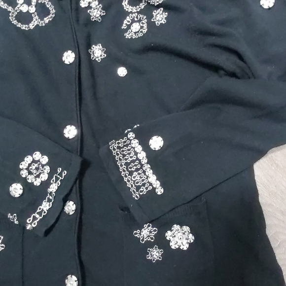 One Girl Who sweater - Picture 4 of 13